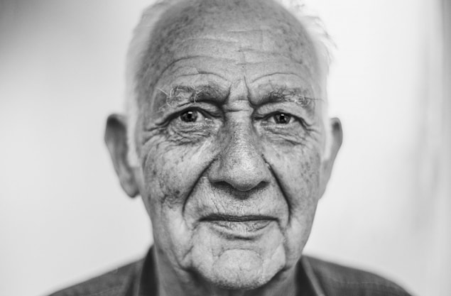 5. Bir büyükbaba kendi torunu olarak yeniden reenkarne edildi.