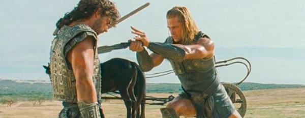 11. 'Truva' filminde Hector ve Achilles karakterleri gerçek bir kavga etseydi, Brad Pitt'in karakteri kaybedecekti.