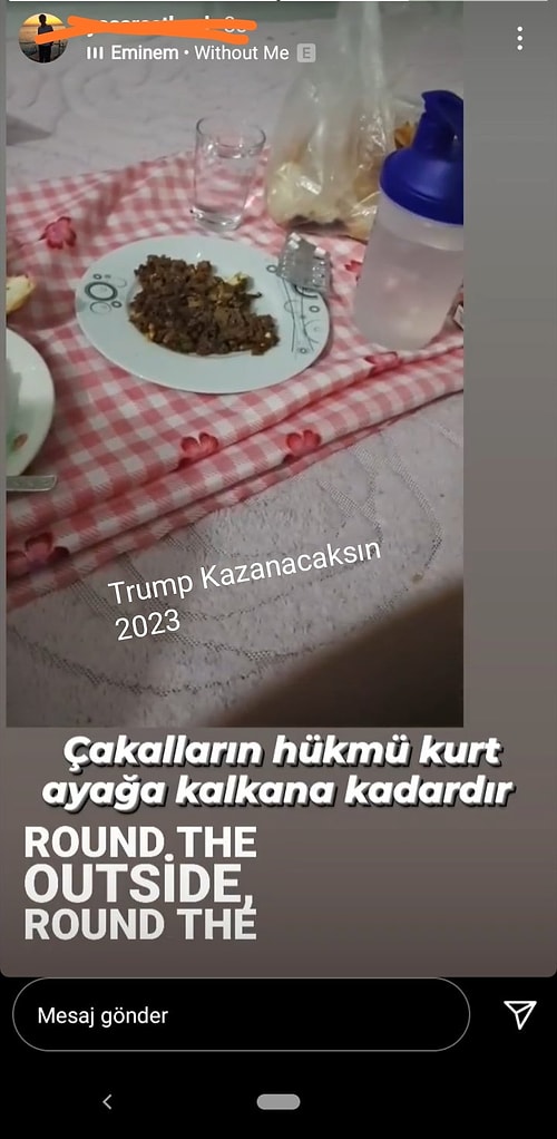 Yemek Paylaşımlarına Yazdıkları Tuhaf Yazılarla Bizlere Bambaşka Dünyalardan Seslenen Kişiler