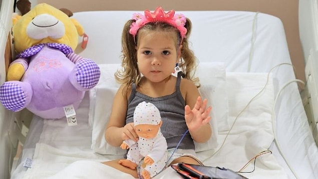 Bir Ayda bebek vardı hatırladınız mı hani depremden 91 saat sonra kurtarılan, milleti sevinç gözyaşlarına boğan.