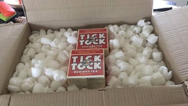 8. "Количество упаковки для транспортировки двух коробок чая просто поразило меня".
