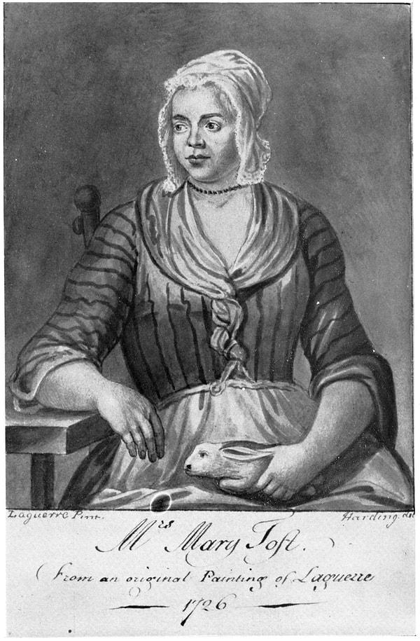 Tarihler 1726 yılını gösterdiği sırada Mary Toft adlı bir kadın, doğum yaptığını iddia ederek kasabanın cerrahı John Howard'ı evine çağırıyor.