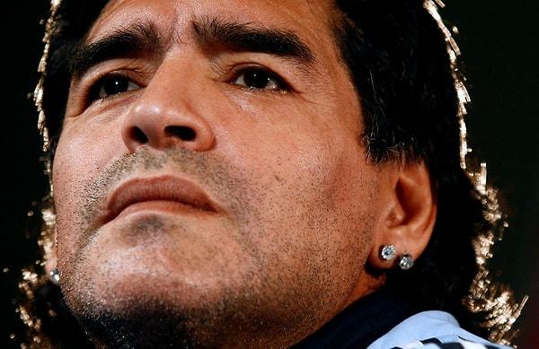 Diego Maradona'nın cenaze töreni, Arjantin devlet sarayı Casa Rosada'da yapılacak.