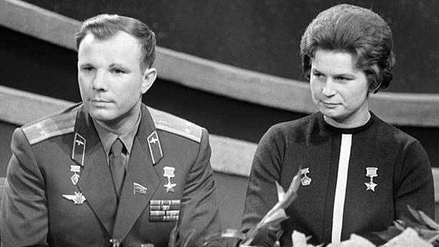 Uzaya giden ilk insan Gagarin'in ardından uzaya gönderilen ilk kadın kozmonotun yine Sovyet Rusya tarafından gönderilen Valentina Tereshkova olduğu düşünülse de aslında Ruslar bu konuda daha aceleci davranmıştı.