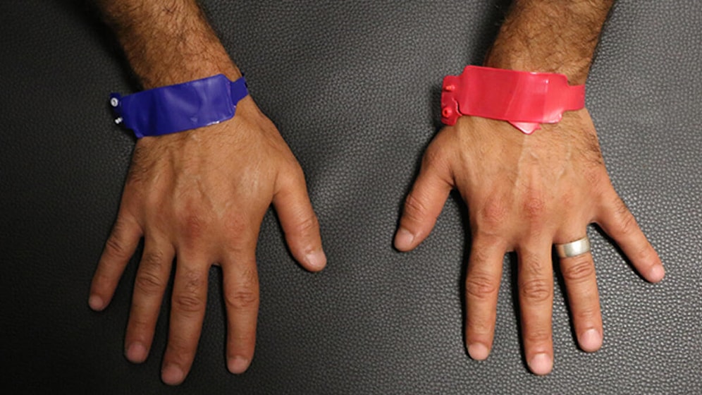 Koronavirüs Bilekliği Nedir, Ne İşe Yarar?