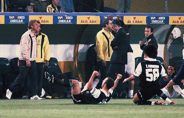 Beşiktaş böylece 17 nisan 2005'te 3-4 kazandığı maçtan tam 15 yıl sonra aynı skorlar Fenerbahçe'yi mağlup etti.