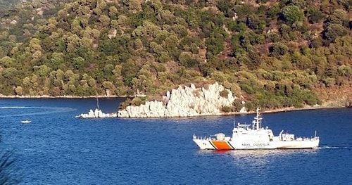 Yunan Askerlerinin Ölüme Terk Ettiği Kaçak Göçmenleri Türk Sahil Güvenliği Kurtardı