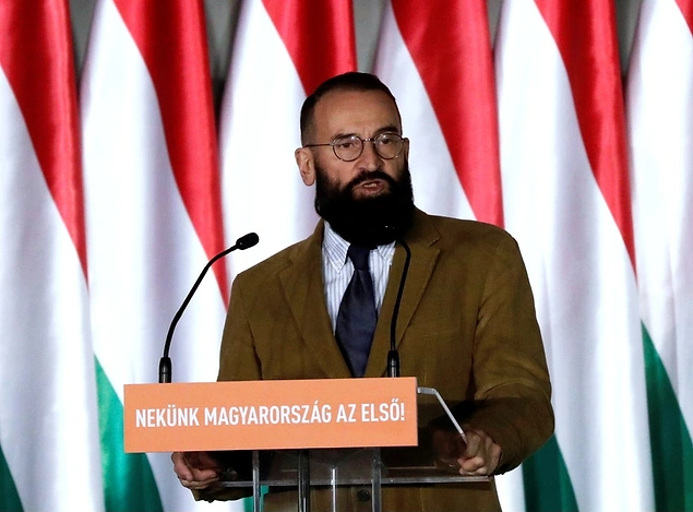 Eşcinsellik Karşıtı Görüşleriyle Bilinen Macar Parlamenter Eşcinsel Seks Partisinde Yakalandı