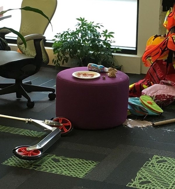 Сага, День «Возьми с собой ребенка в офис»