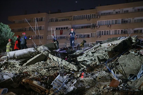 İzmir Depreminde Yıkılan ve Ağır Hasar Alan Binaların 'İmar Barışı'ndan Yararlandığı Ortaya Çıktı