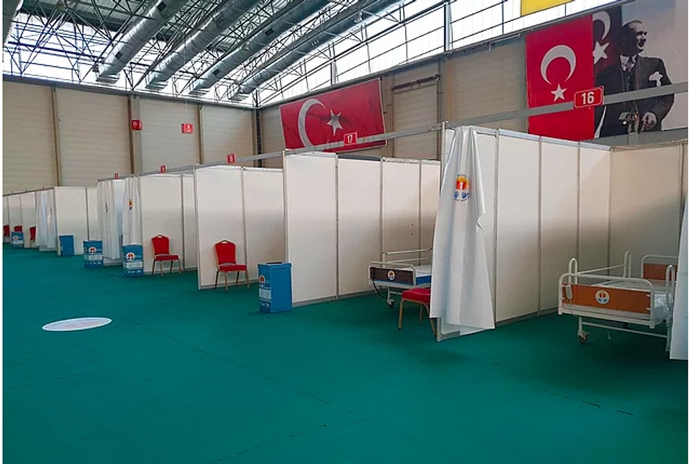 Adana'da Sahra Hastanesini Kapatmışlardı: İzmir'de Spor Salonu Revire Çevrildi