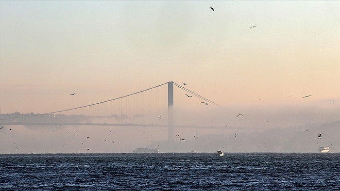 İstanbul Boğazı'nda Gemi Geçişleri Çift Yönlü Askıya Alındı