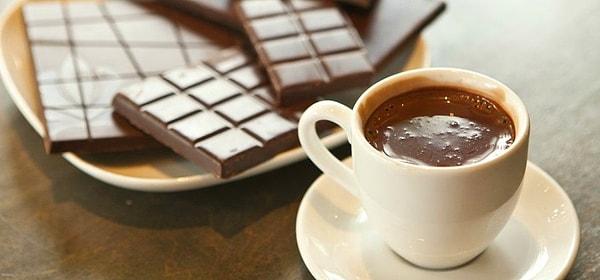 11. Türk Kahvesi-Çikolata