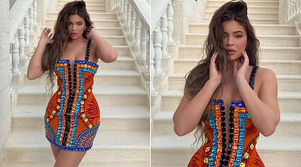 11. Сшитое на заказ платье для дня рождения Кайли Дженнер с глубоким вырезом стало одним из самых востребованных платьев 2020 года.