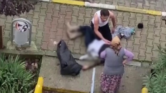 Tuzla’da Vahşet: Kocası Tarafından Bıçaklanan Kadın Hayatını Kaybetti