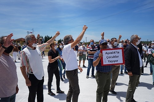 Ayvalık’ta Çevre Katliamı: Fabrikanın Atık Havuzunun Duvarı Yıkıldı, Tonlarca Atık Sarımsaklı Plajı'ndan Deniz Aktı