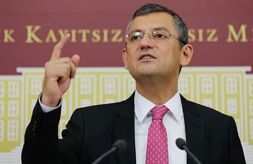 CHP'li Özgür Özel'den Cumhurbaşkanı Erdoğan'a: 'Bu Franco Özentisi Diktatör Bozuntusuna Milletimiz İlk Sandıkta Geldiği Sandığı Gösterip Geldiği Gibi Gönderecek'