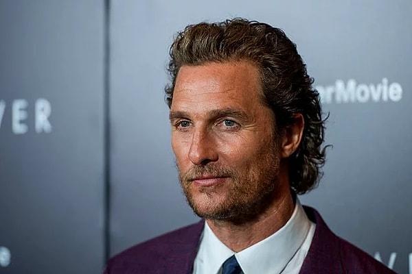 49. Matthew McConaughey'nin döner kapı fobisi var.