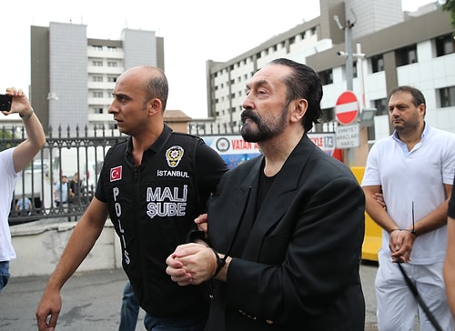 Adnan Oktar, Mütalaaya Karşı Savunmasını Yaptı: Bine Yakın Kız Arkadaşım Var