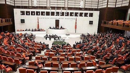 Çek Borcu Olana Gece Yarısı Müjdesi: Zamanından Önce Bozdurulmasını Engelleyen Hüküm 1 Yıl Uzatıldı