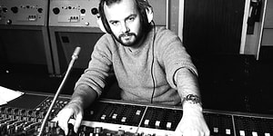 Her Biri Hem Müzisyenler Hem de Dinleyenler için Bambaşka Bir Yere Sahip Olan 10 John Peel Kaydı