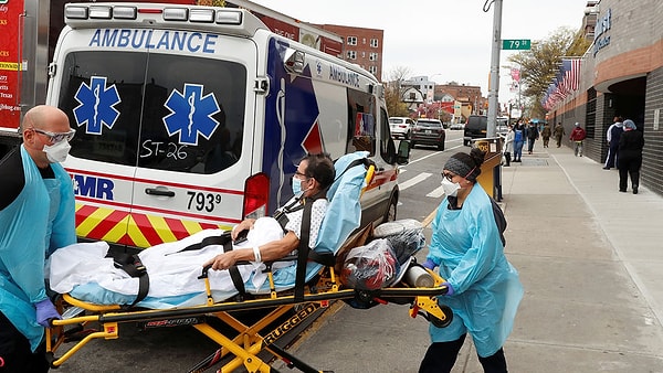 3. Маргарита пообещала врачам и медсестрам, ухаживавшим за ней во время болезни, что если она выздоровеет, то к Рождеству напечет традиционных мексиканских лепешек тамалес для всего персонала больницы.