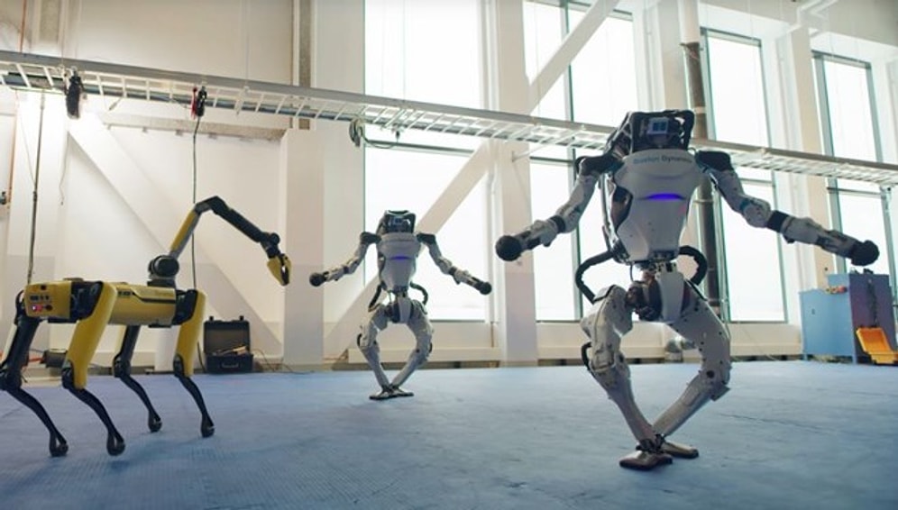 Boston Dynamics'in Hayran Bırakan Robotları 'Do You Love Me?' Şarkısı Eşliğinde Dans Ettiler