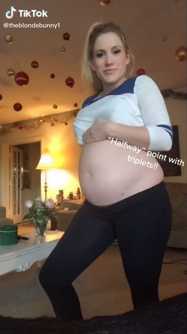 «Мои первые два ребенка на 10-11 дней старше третьего. Так мы поняли о моей второй беременности».