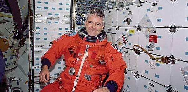8. Kanada'nın şu anki Ulaştırma Bakanı, uzaya çıkan ilk Kanadalıdır.