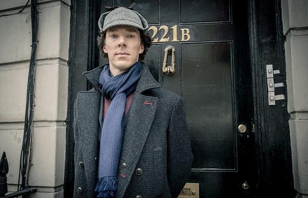 2. Adına diziler, filmler, çizgi romanlar yapılan Sherlock Holmes de bu listede olmayı sonuna kadar hak ediyor.