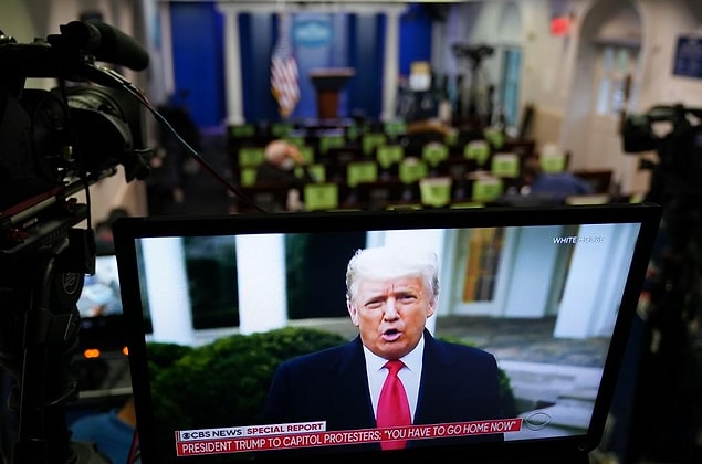 Trump'tan Twitter'a "bizi susturamayacaksınız" mesajı