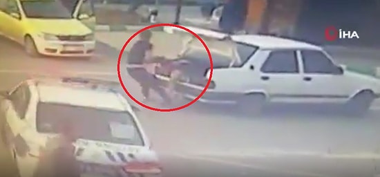 Darp Ettikleri Kişiyi Aracın Bagajından Çıkarıp Yola Atmak İsterken Polise Yakalandılar