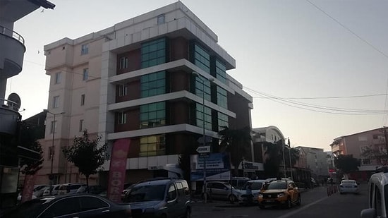 Kocaeli'de Vahşet! Evde Doğum Yapan Kadın Bebeğini Bıçaklayarak Öldürdü