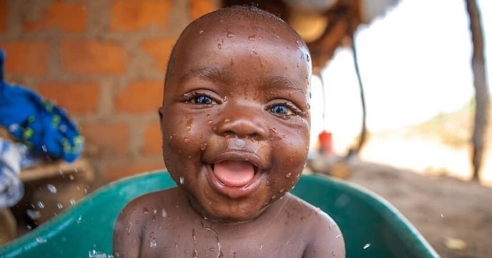 20 фотографий от Бруно Педро, который снимает яркие и красивые улыбки жителей Мозамбики