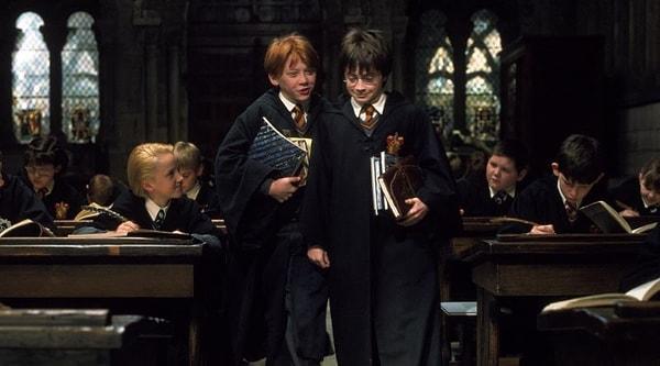Harry Potter senin çocukluğunda kalmış.