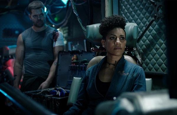 1. The Expanse (2015)