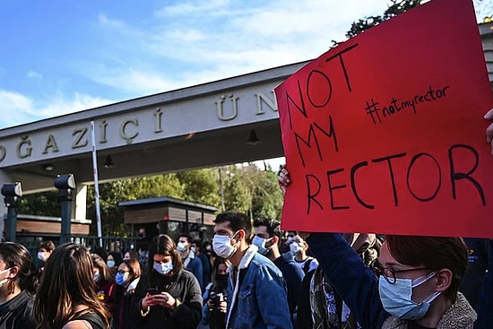Boğaziçi Üniversitesi'ndeki Eylemler Hakkında Hukukçular ve Siyaset Bilimciler Ne Diyor?