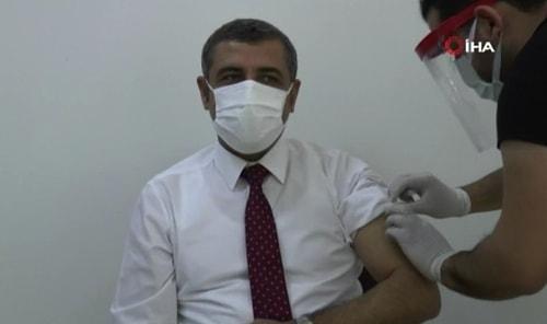 14 Ocak'ta Korona Aşısı Olan MHP Milletvekili Test Sonucunun Pozitif Çıktığını Açıkladı
