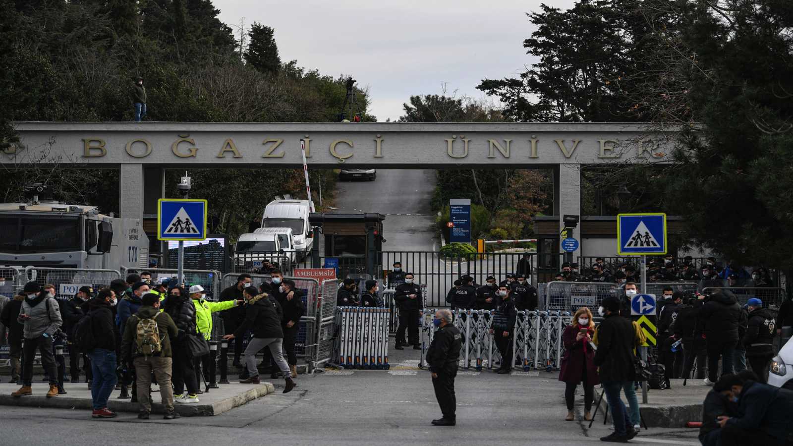 Akademisyenler 'Rektör' Yardımcılığını Reddetmişti ...