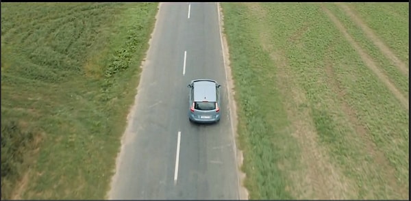 6. Скрытый глаз слева в поле