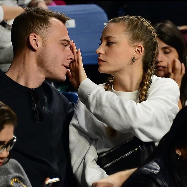 14. Serenay Sarıkaya & Kerem Bürsin