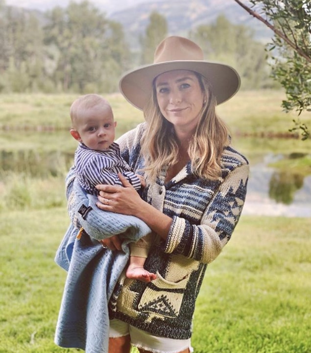 Whitney Wolfe Herd 31 yaşında başarılı bir milyarder. Kendisinin bilinen net serveti ise Forbes'a göre 1.5 milyar dolar!