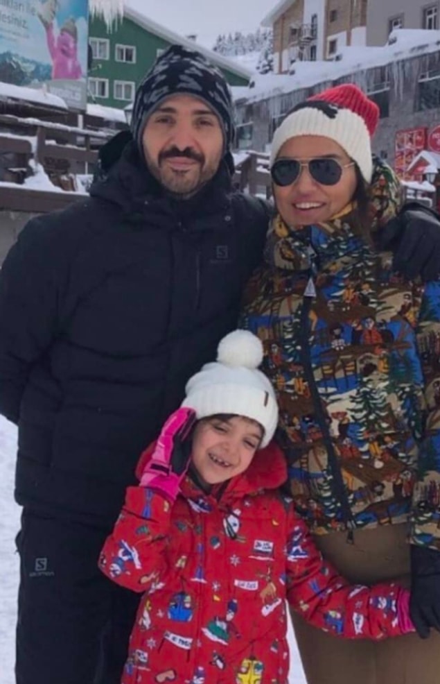 11. Eşi Okan Kurt ile birlikte koronavirüse yakalanan Demet Akalın, virüsü tatil için gittikleri Uludağ'da kaptıklarını söyledi...