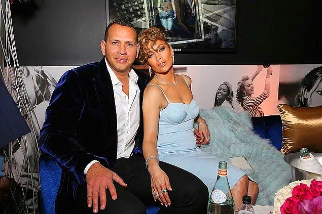 1. Alex Rodriguez nişanlısı Jennifer Lopez'e hazırladığı Sevgililer Günü sürpriziyle sosyal medyanın diline düştü!