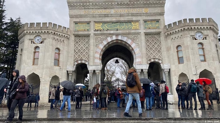 Kayıt Dondurma Hakkı Geliyor! YÖK'ten Yüz Yüze Eğitim Kararı