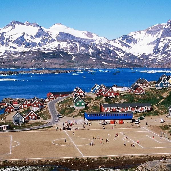 5. Nuuk Stadı / Grönland