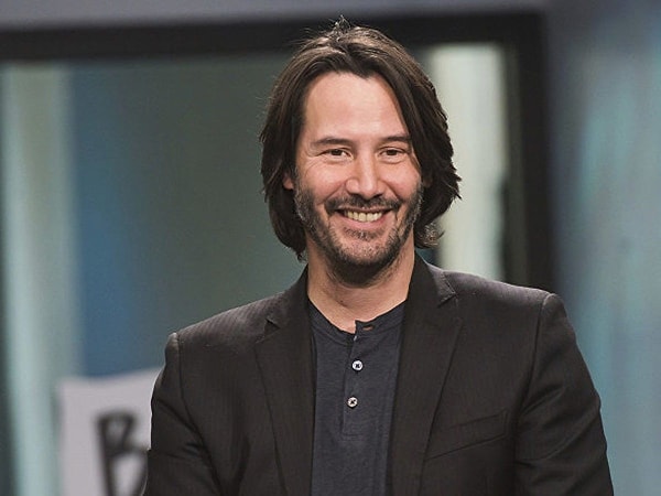 Ünlü dendiğinde hep Keanu Reeves gibi, sessiz sakin, ciddi, sürekli sınırlarını bilen bir tip hayal ediyoruz.