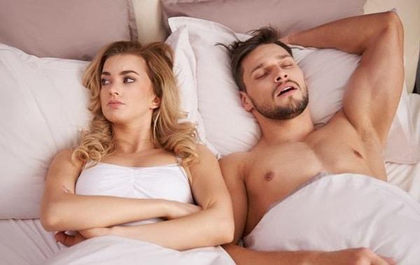 Hayatta bazı durumları cinsiyete göre ayrıştırmak gayet de mümkündür. Örneğin, cinsel ilişkiden sonra uyuyakalmak erkekler ile özdeşleştirebileceğimiz durumlardan biri diyebiliriz.