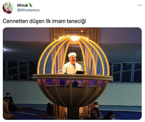 Işıklar Saçan Lüks Minberdeki İmamın Gündem Olan Fotoğrafına Yorum Yaparak Güldüren Kişiler