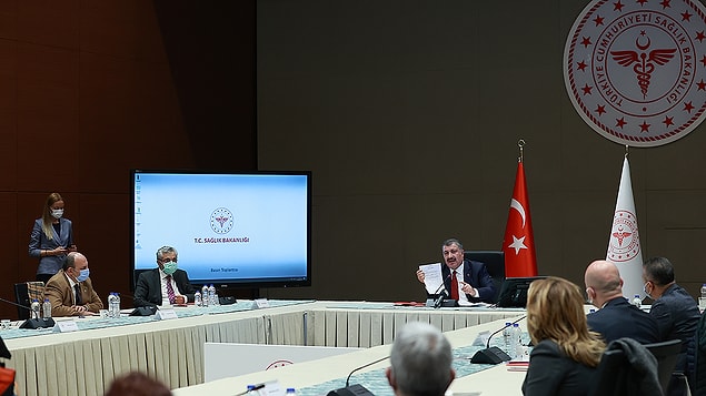 "Üretici firma bir ülkeye aşıyı bedava bağışlar mı?"